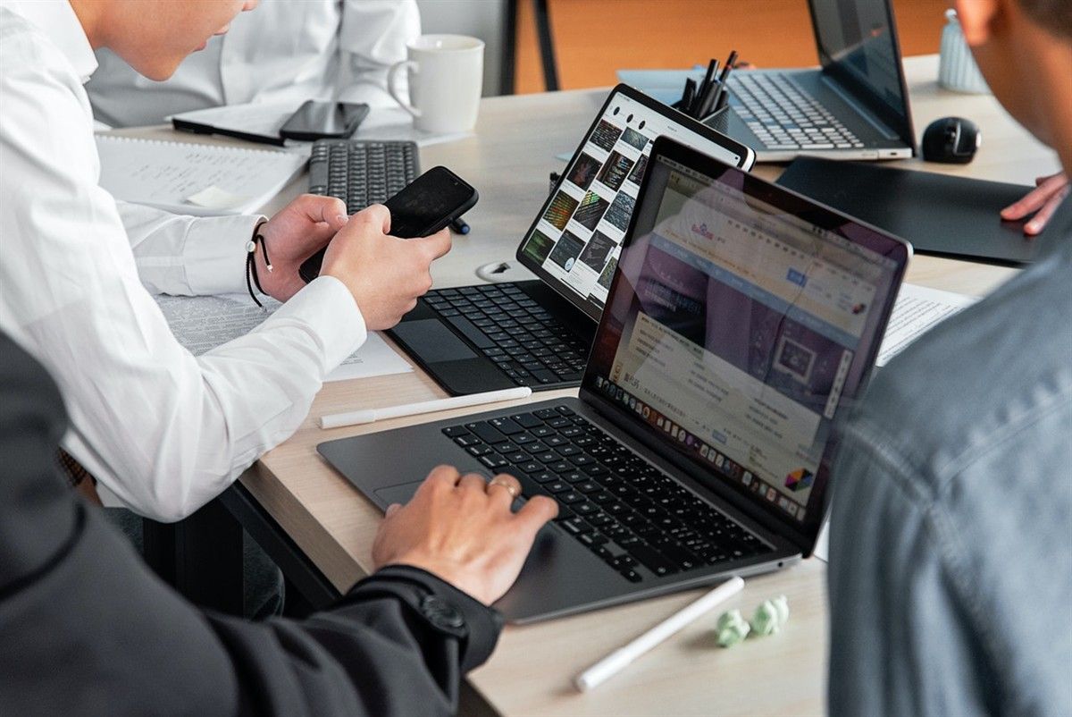 Insurance leadership alignment